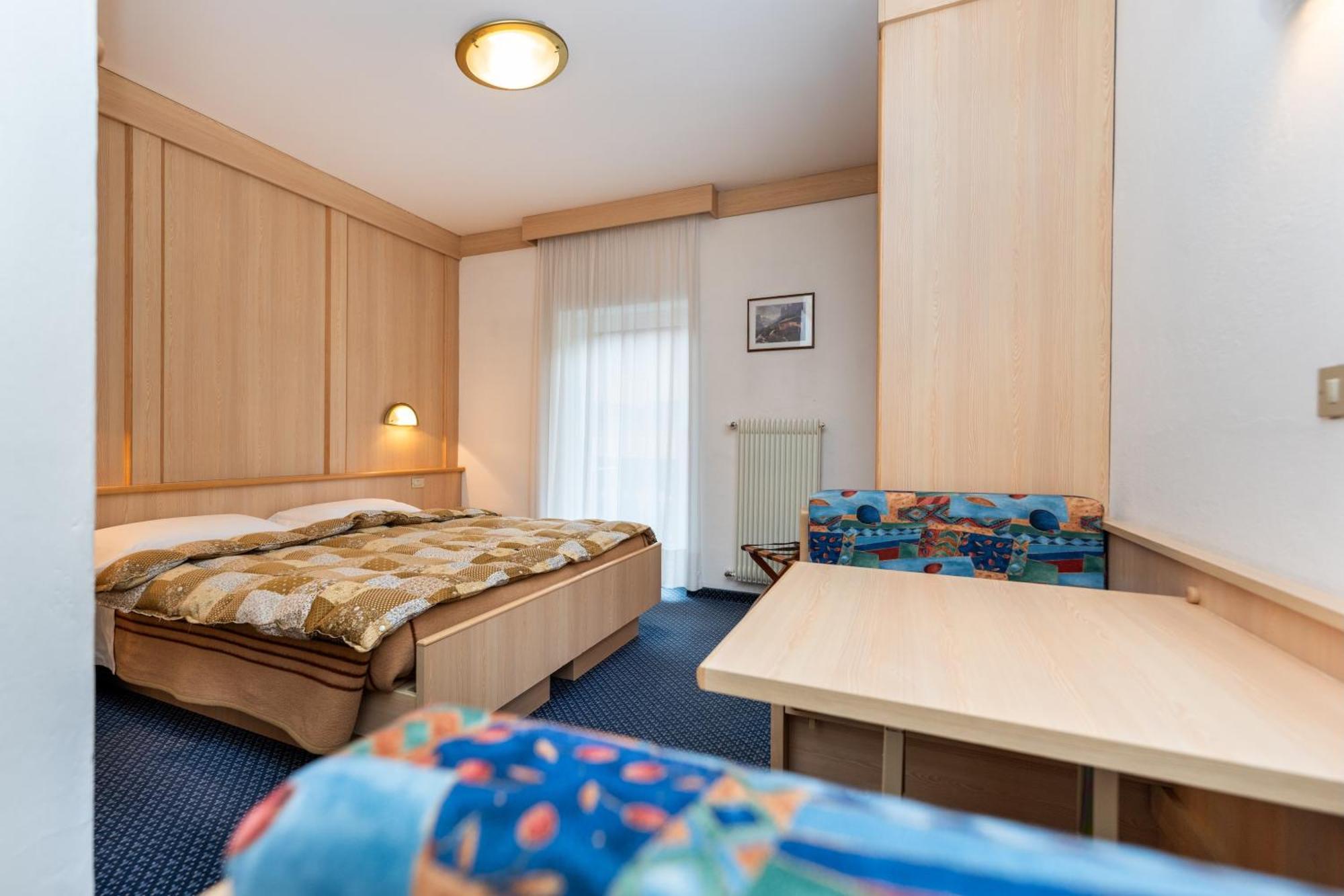Hotel Mary Pozza di Fassa Ngoại thất bức ảnh