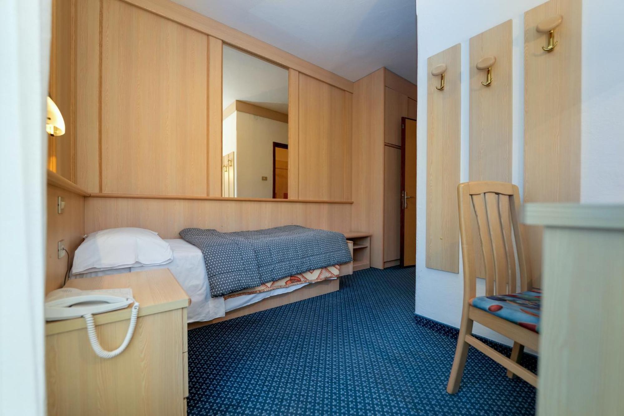 Hotel Mary Pozza di Fassa Ngoại thất bức ảnh