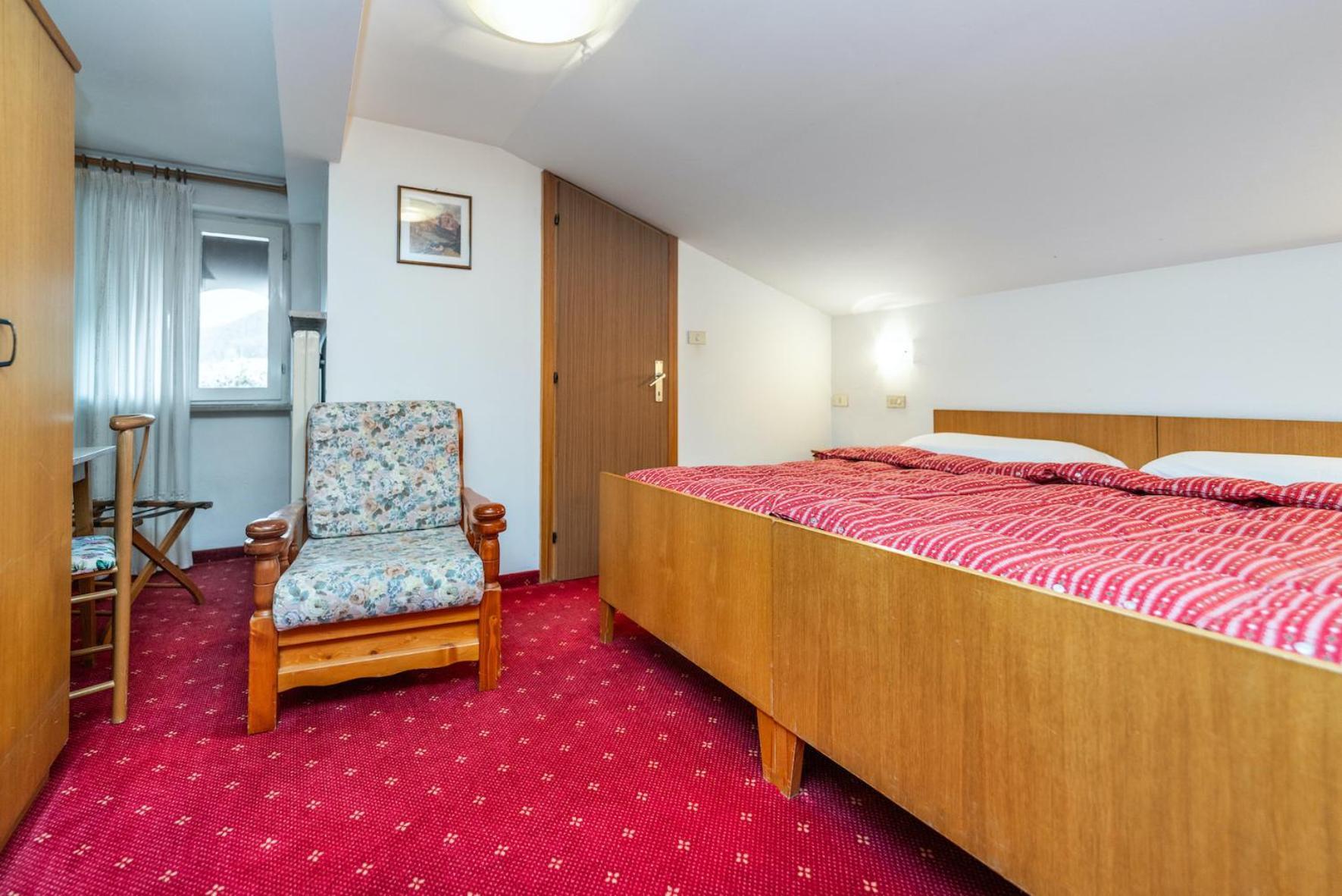 Hotel Mary Pozza di Fassa Ngoại thất bức ảnh